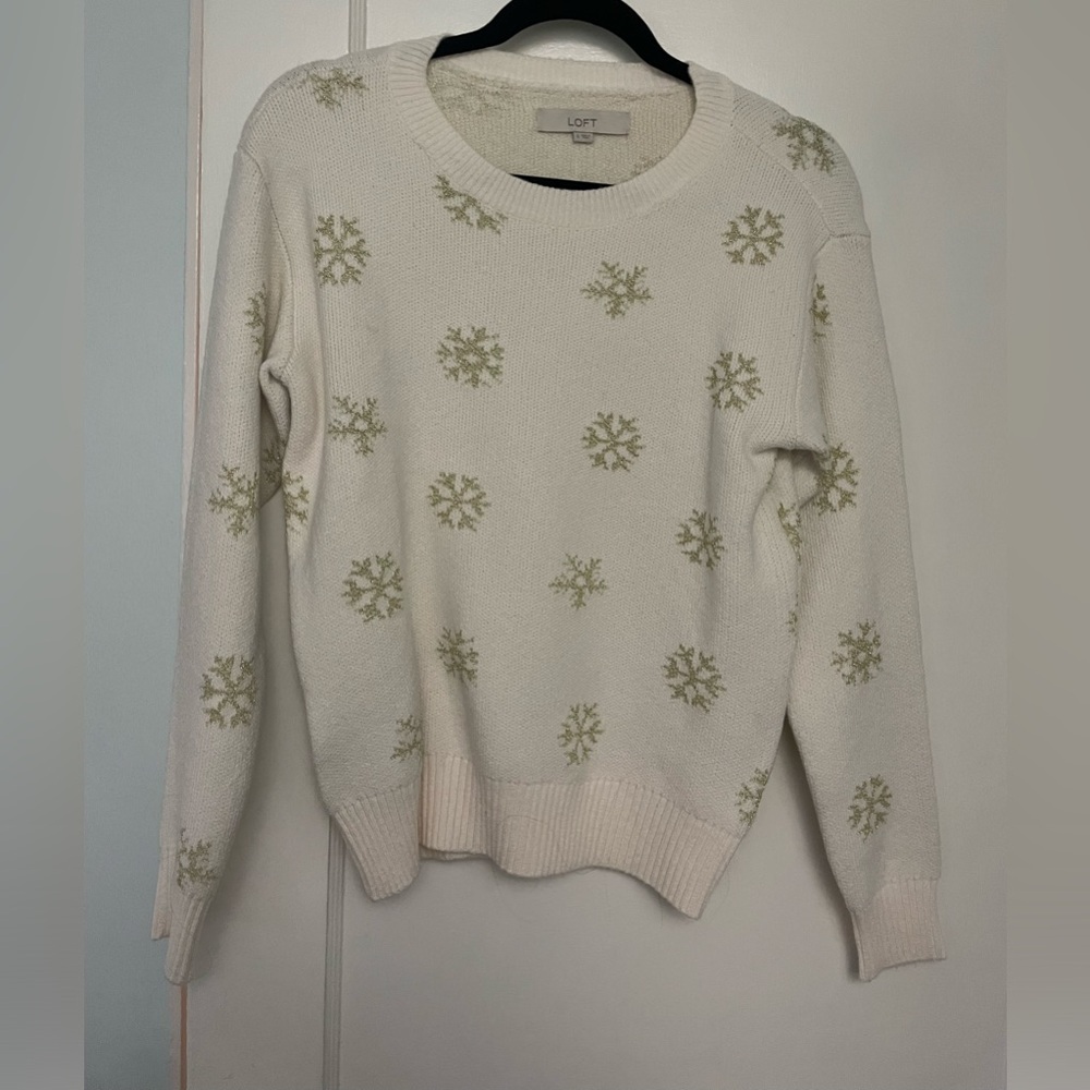 LOFT Beige and Gold Snowflake Sweater (Small)